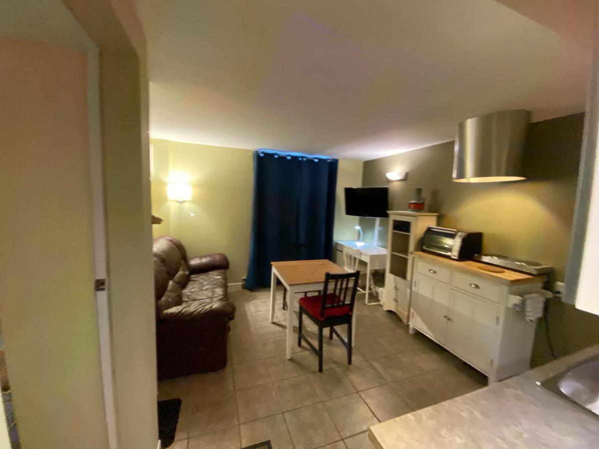 Martine & Michel Apartment Boucherville Exterior foto